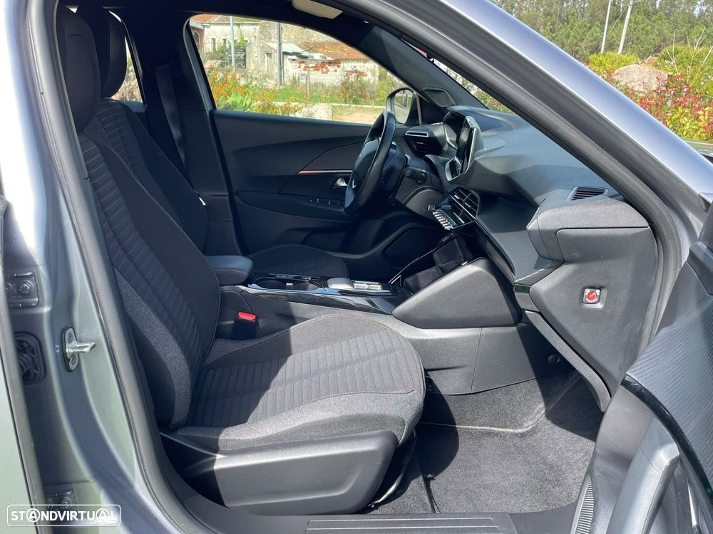 Peugeot e-2008 Active - 8