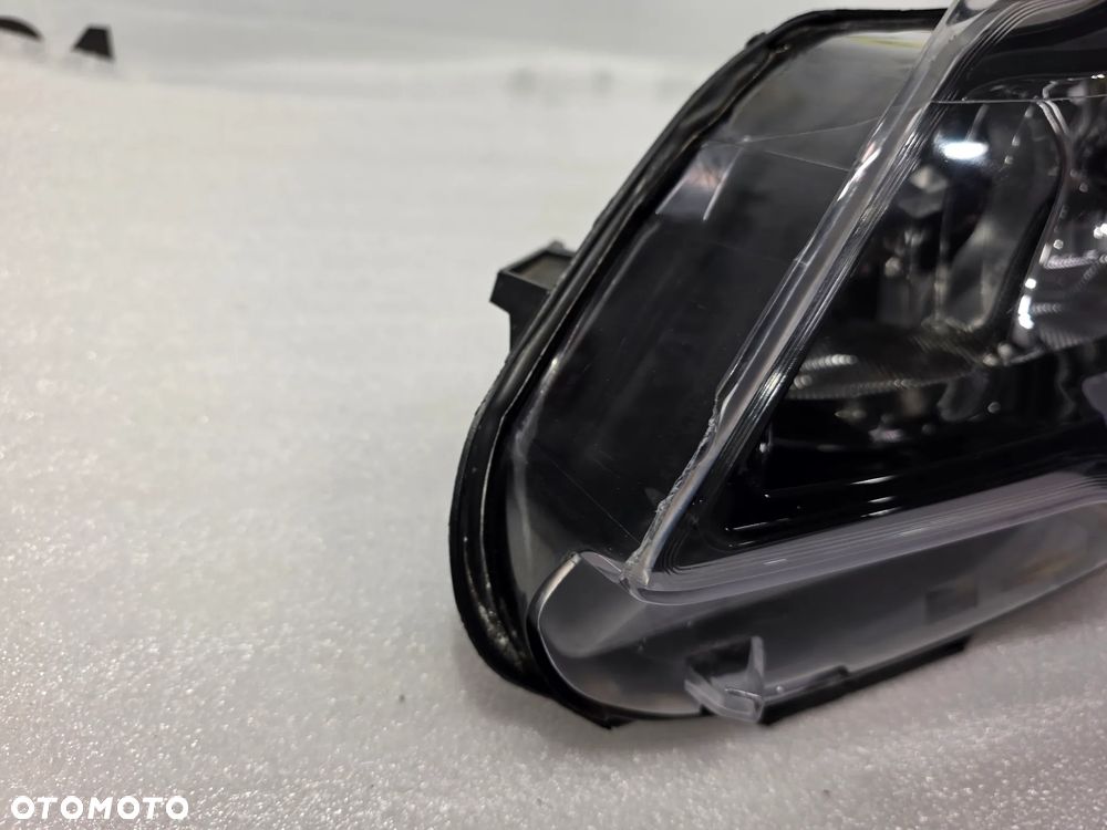 OPEL CORSA D LIFT 11-14 LEWA LAMPA PRZEDNIA PRZÓD , ŁADNA , CIEMNA , BARDZO ŁADNA , NR AUKCJI LPP150 - 2