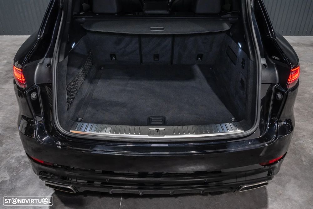 Porsche Cayenne Platinum Edition - 57