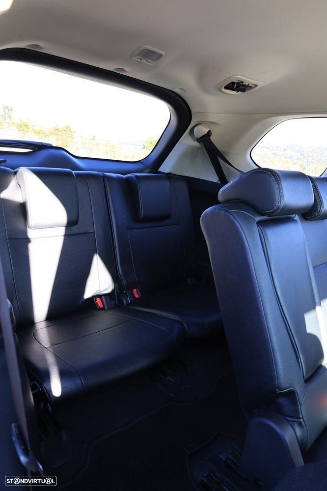 Mitsubishi Outlander 2.2 DI-D Instyle Navi - 11