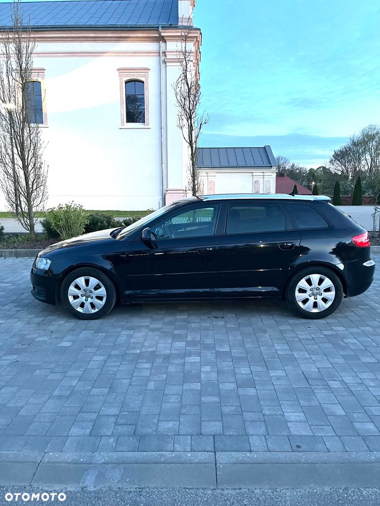 Audi A3 Sportback 2.0 TDI Attraction - 5