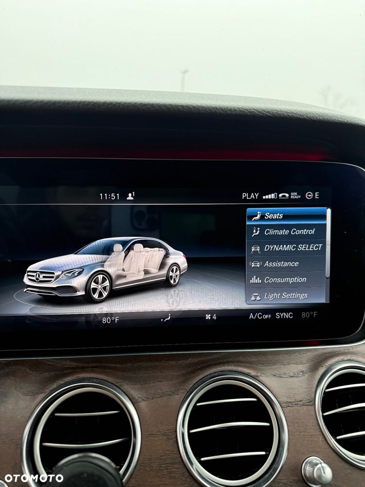 Mercedes-Benz Klasa E 300 9G-TRONIC Exclusive - 13