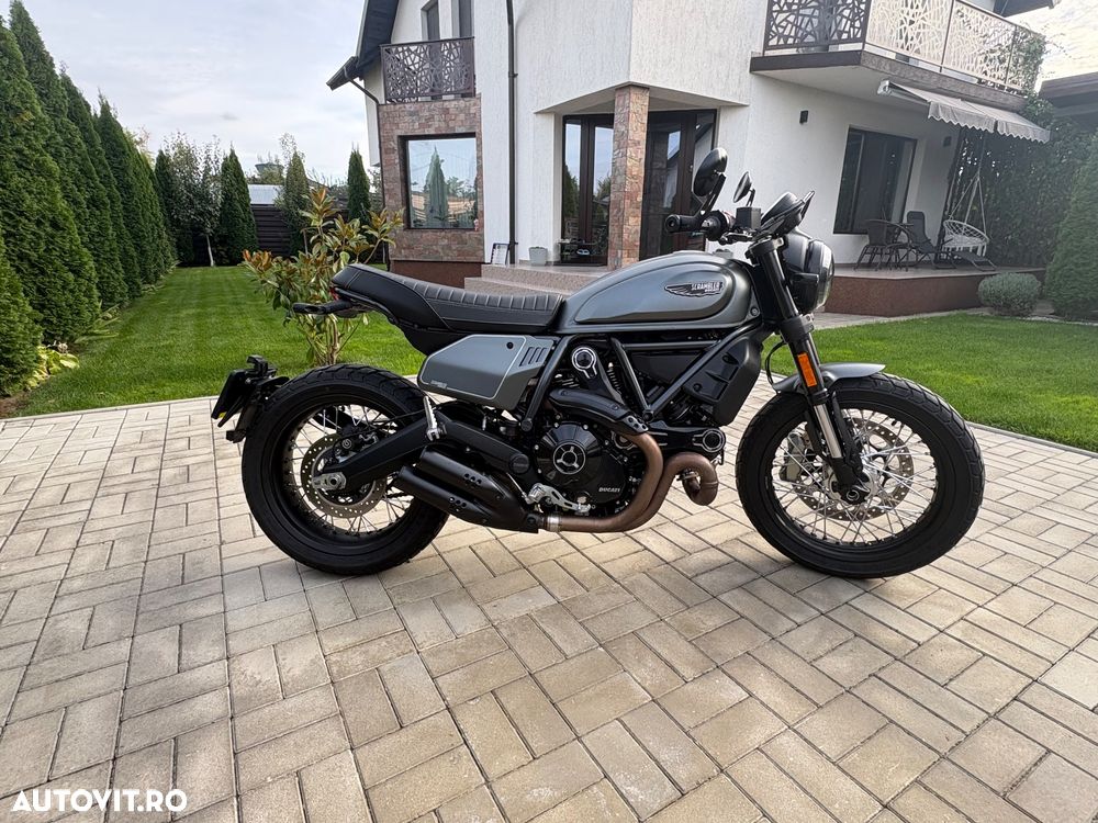 Ducati Scrambler 800 Cafe Racer - 2