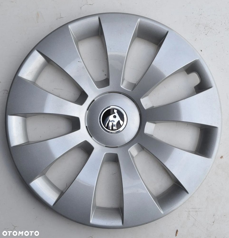 ORYGINALNE KOŁPAKI OEM SKODA 16 CALI x1szt. K-704 - 2
