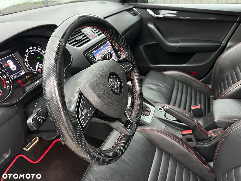 Skoda Octavia 2.0 TDI DSG RS - 15