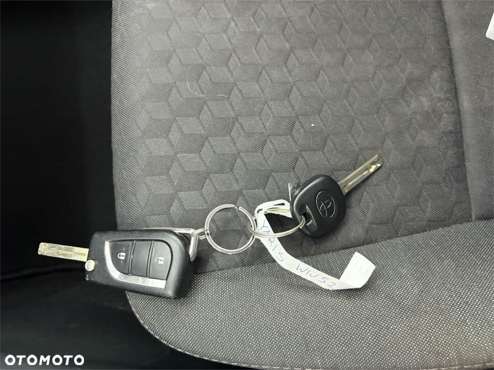 Toyota Yaris - 18