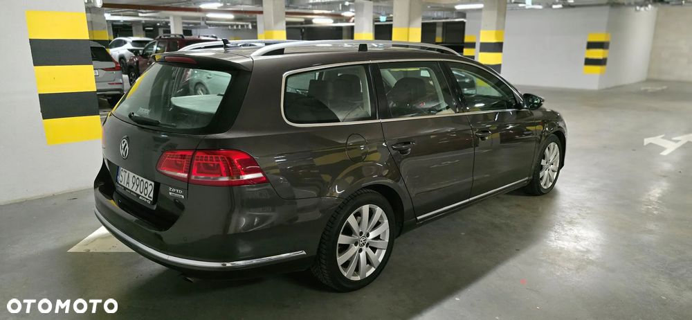 Volkswagen Passat 2.0 TDI 4Motion DSG BlueMotion Tech Exclusive - 3