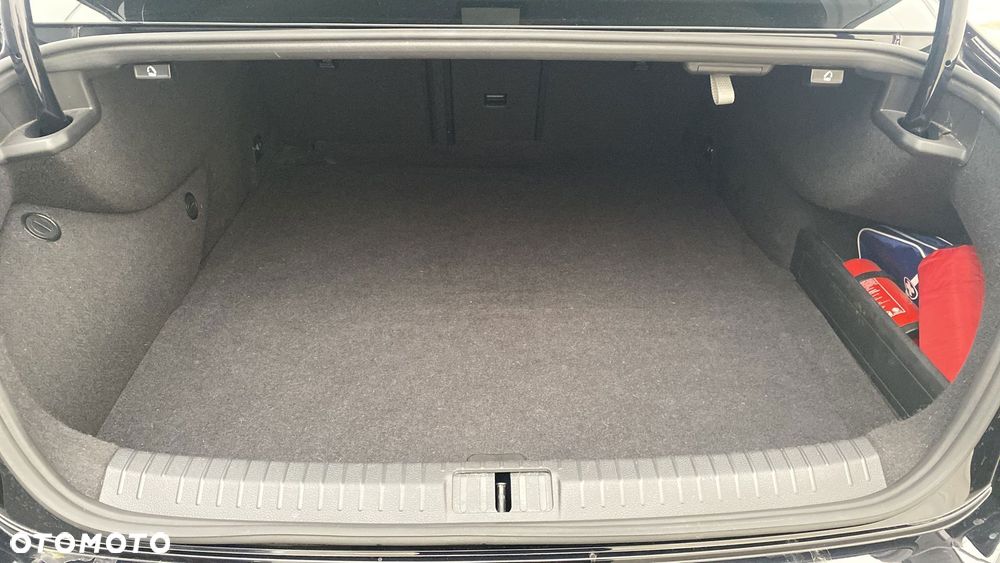 Volkswagen Passat 1.4 TSI Plug-In Hybrid GTE DSG - 13