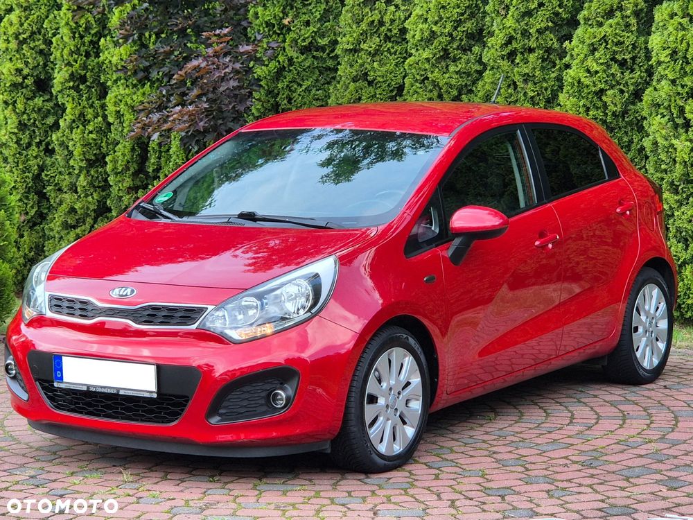 Kia Rio 1.2 Dream Team Edition - 14