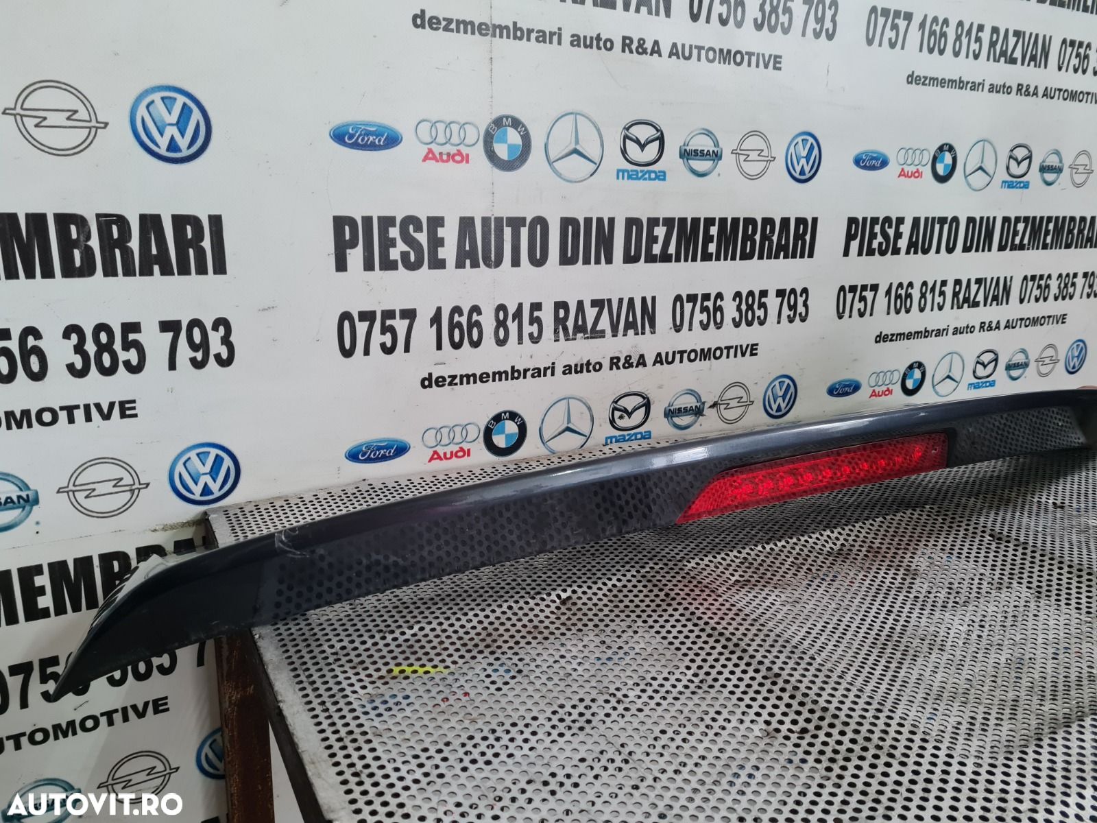Eleron Haion Hayon Stop Suplimentar Frana Hyundai IX35 An 2009-2010-2011-2012-2013-2014-2015 Dezmem - 1