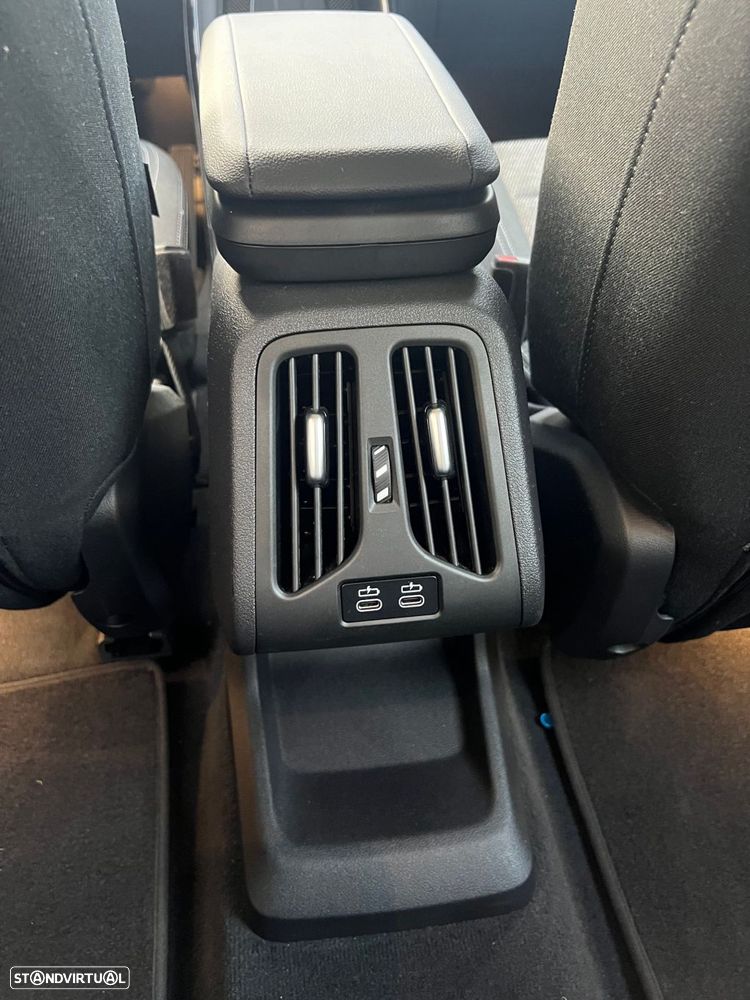 BMW iX1 xDrive30 Pack Desportivo M - 15