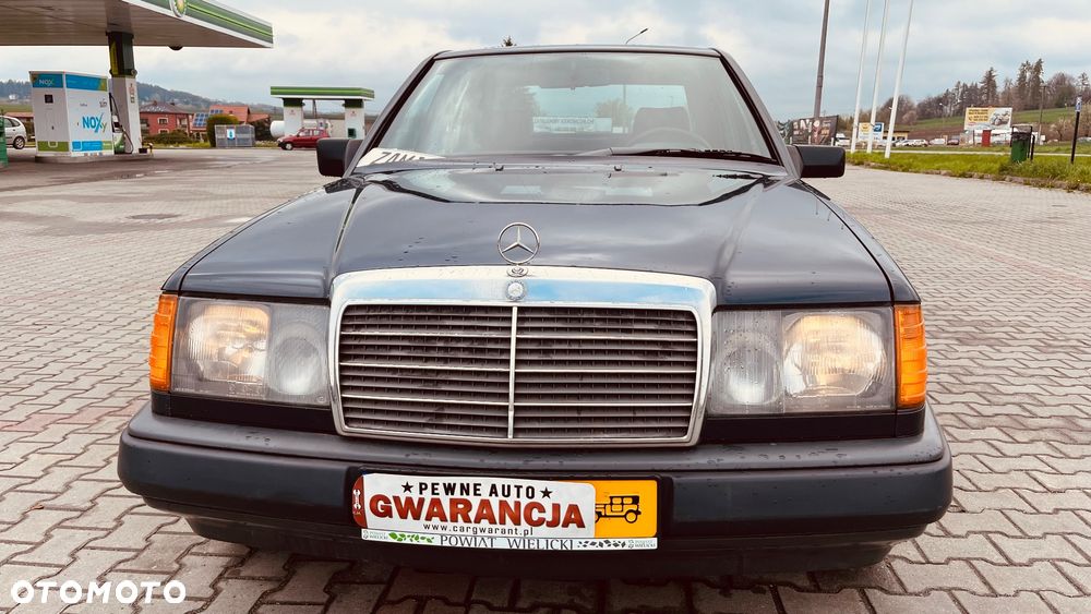Mercedes-Benz W124 (1984-1993) - 29