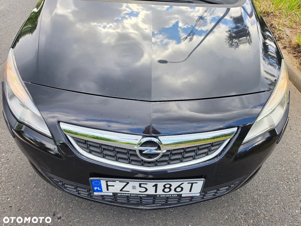 Opel Astra 1.4 Turbo - 11