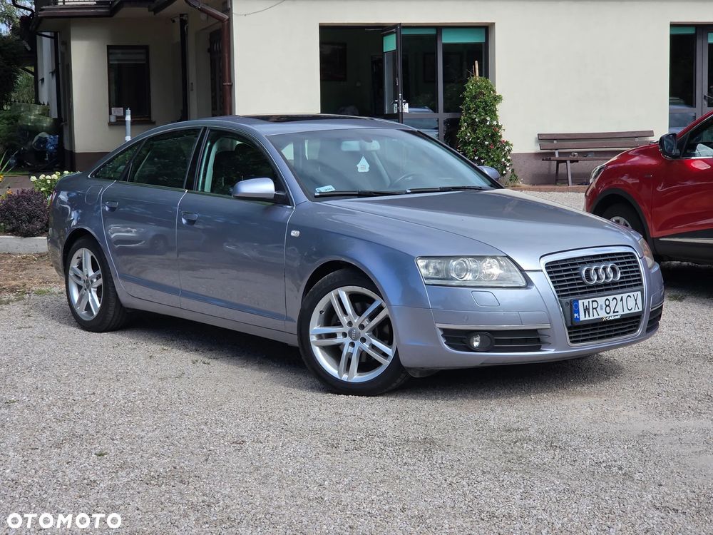 Audi A6 Limousine 2.4 - 8