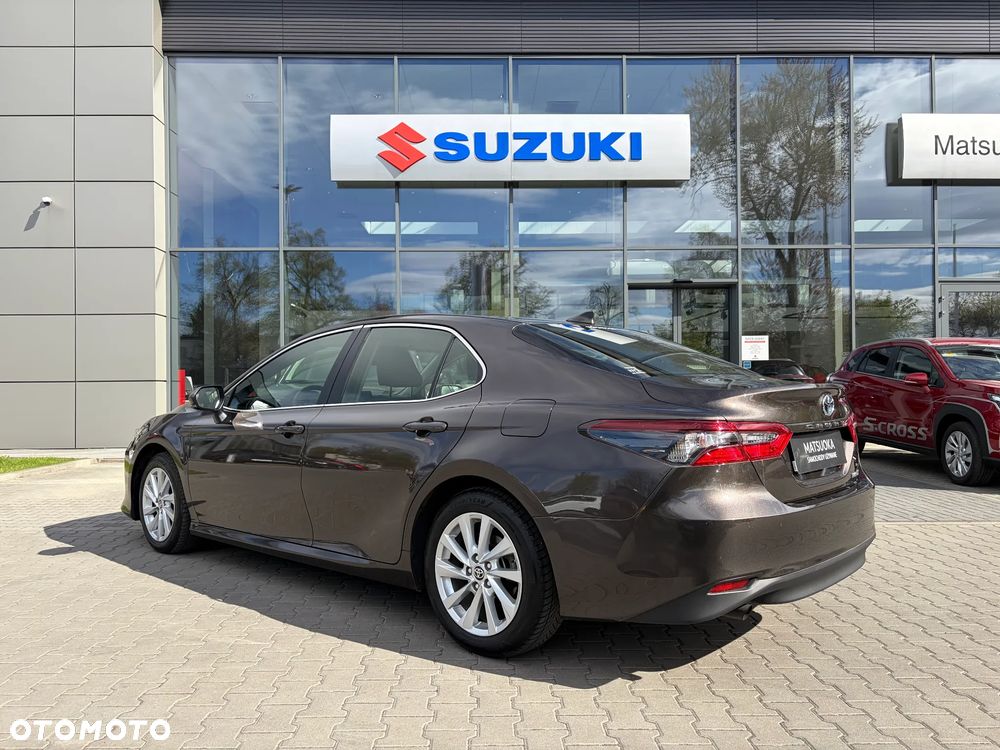 Toyota Camry 2.5 Hybrid Comfort CVT - 6