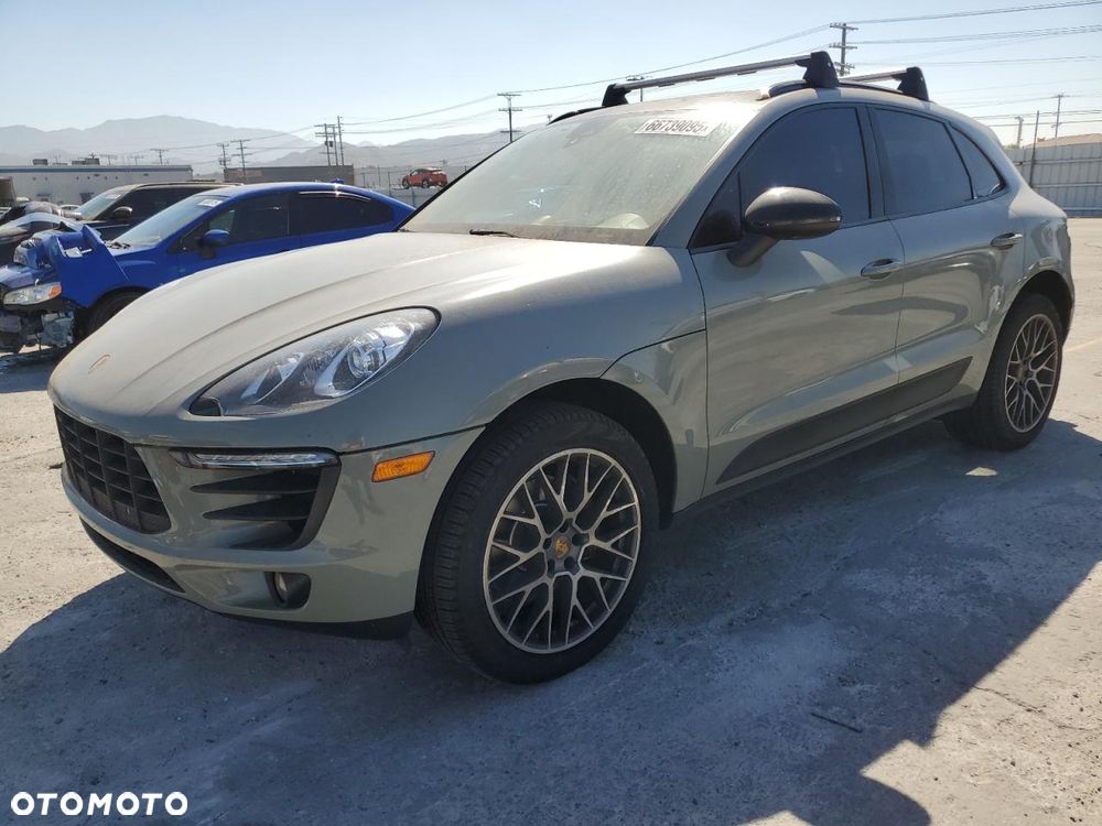 Porsche Macan - 1