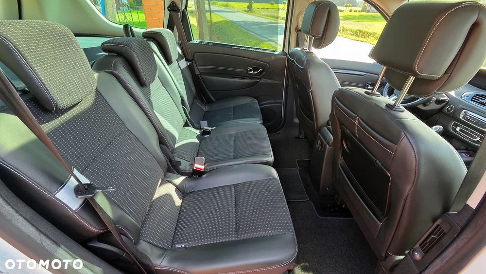 Renault Grand Scenic TCe 130 Luxe - 28