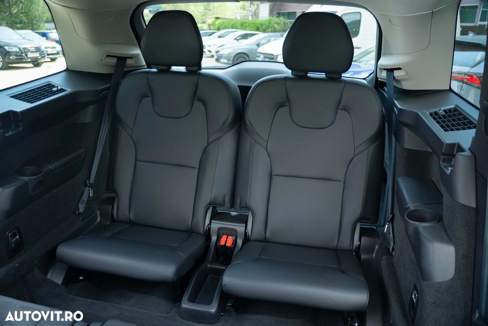 Volvo XC 90 T8 AWD Recharge Geartronic Inscription Edition - 18