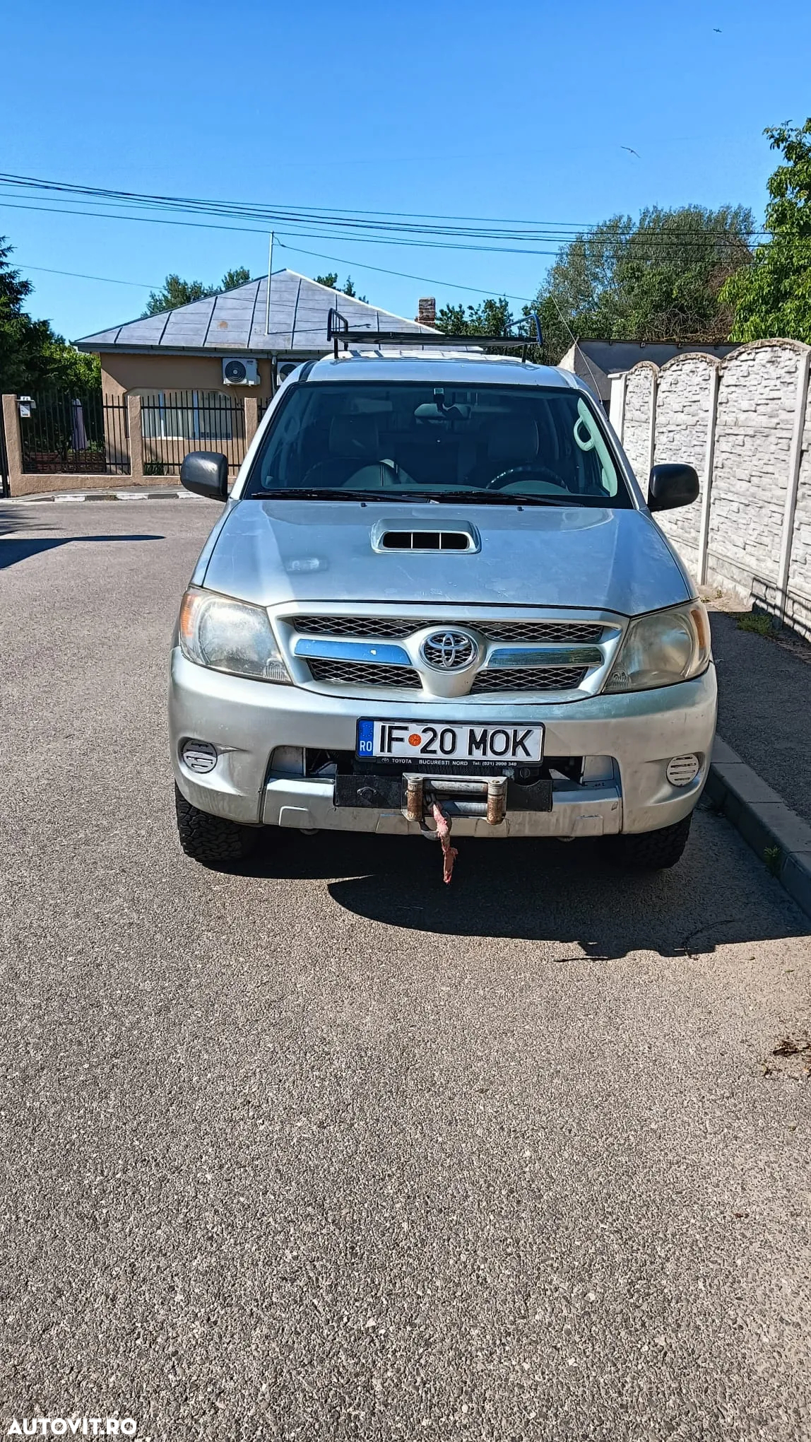 Toyota Hilux 4x4 Double Cab - 13