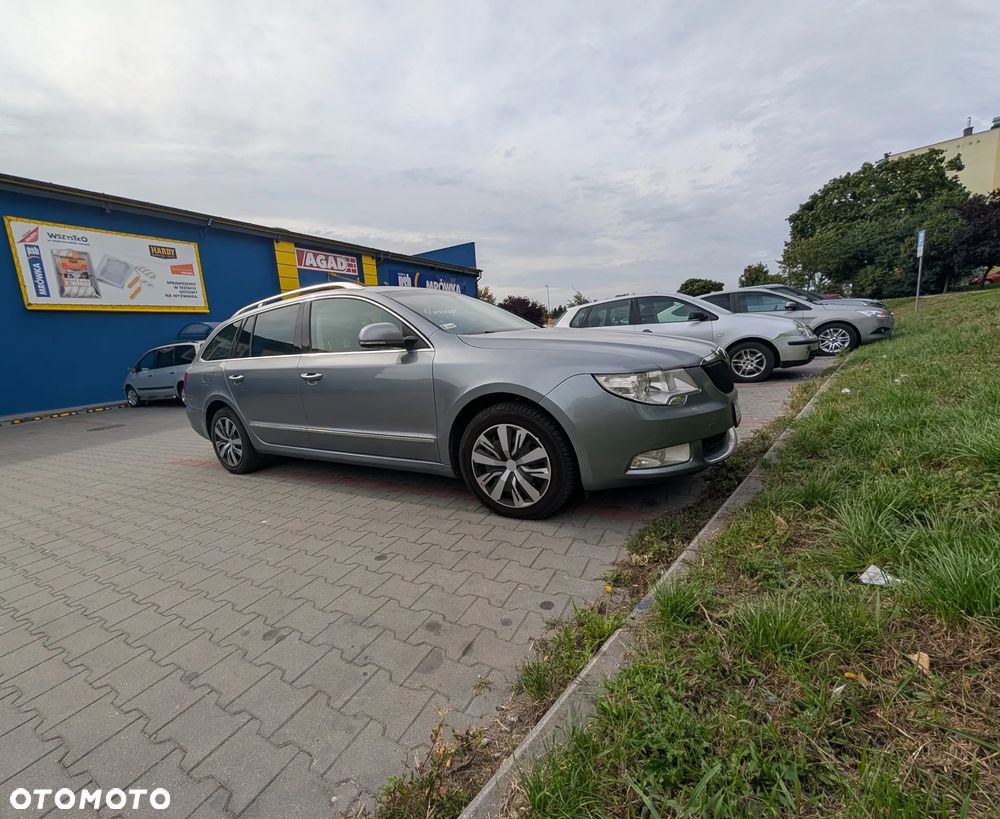 Skoda Superb 2.0 TDI Elegance - 2