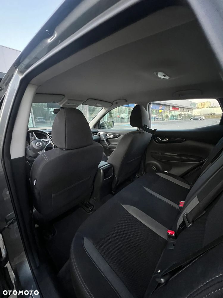 Nissan Qashqai 1.3 DIG-T N-Connecta DCT - 9