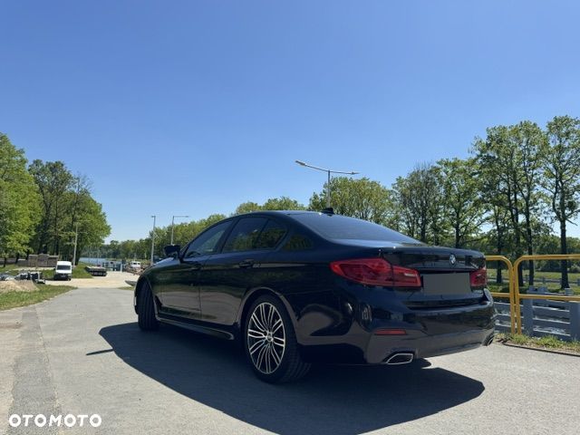 BMW Seria 5 520d M Sport Edition - 8