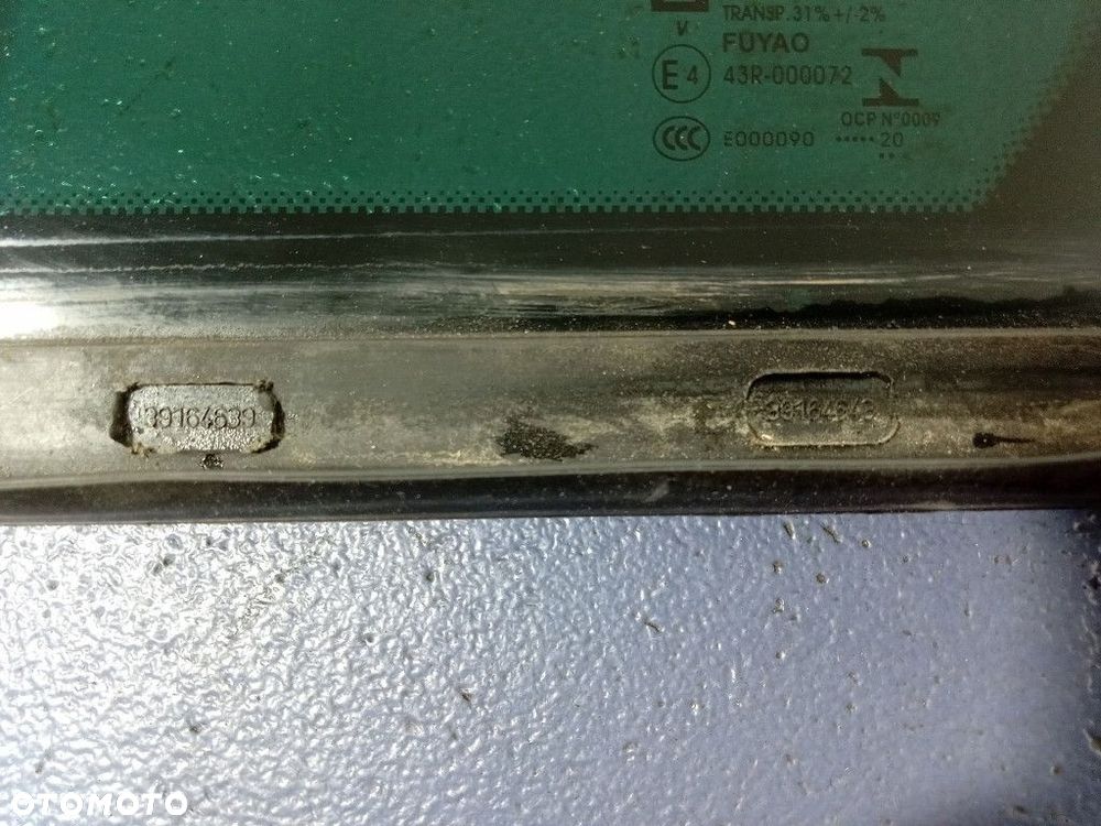OPEL ASTRA V K KOMBI SZYBA DRZWI TYŁ LEWA MAŁA 20R 565740102 - 3
