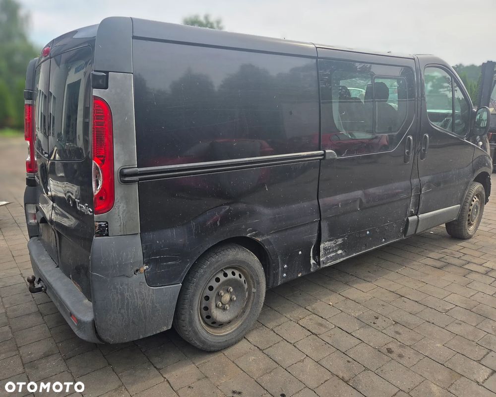 Renault Trafic II 2008 2.0 dCi M9R782 na części - 3
