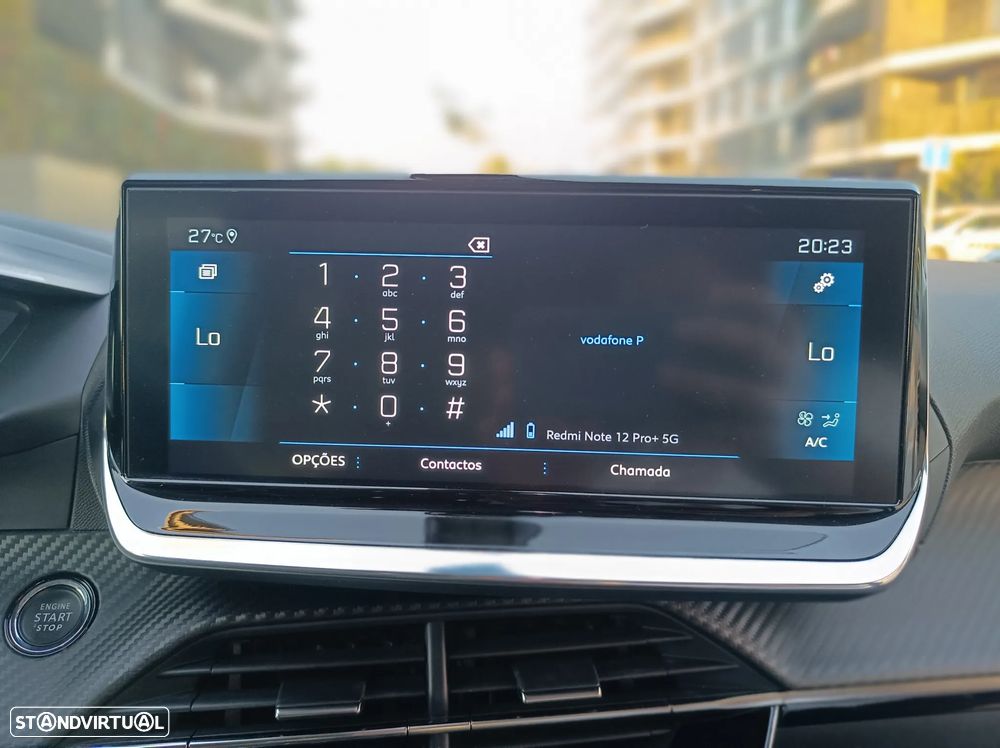 Peugeot 2008 1.2 PureTech Allure Pack EAT8 - 22