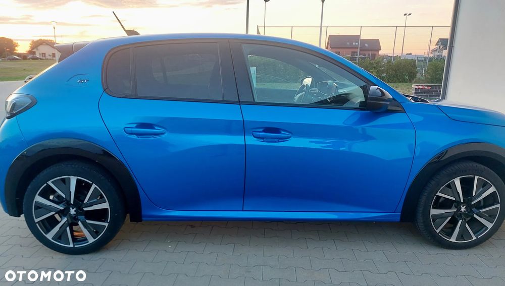 Peugeot 208 1.2 PureTech GT Pack S&S - 9