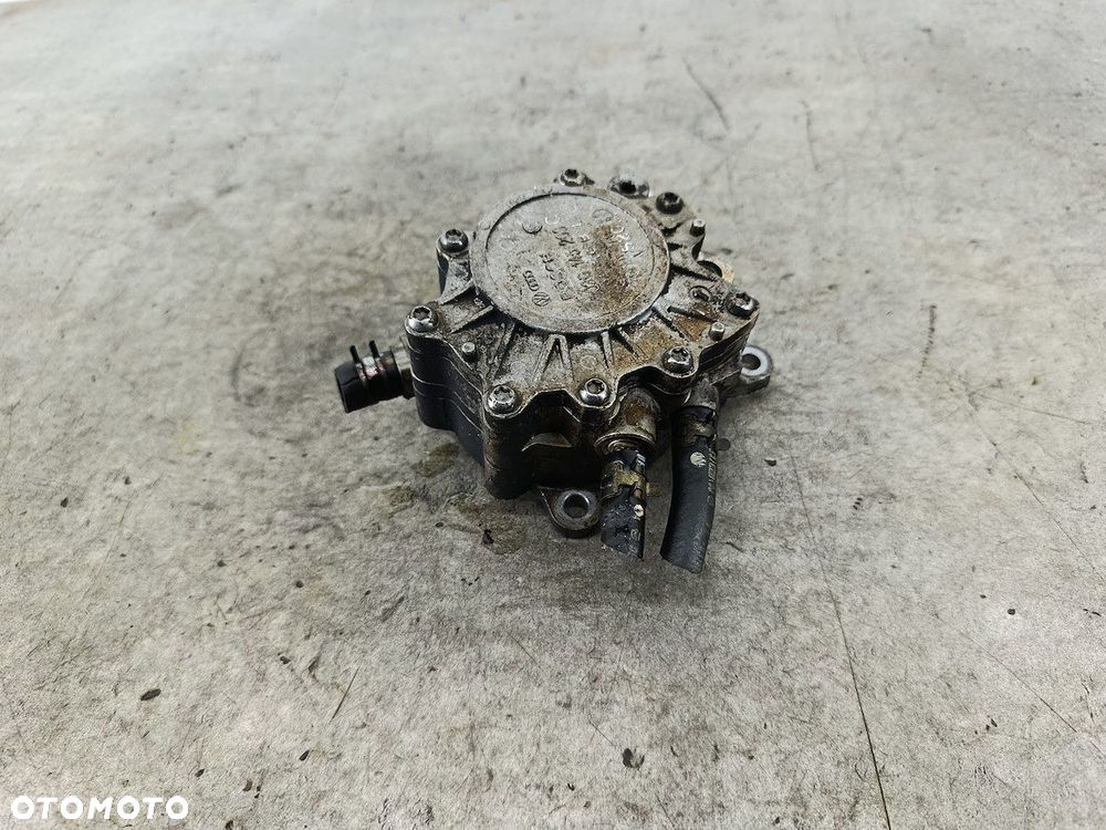 POMPA VACUM MITSUBISHI OUTLANDER II 03G145209C BOSCH 2.0 DI-D - 4