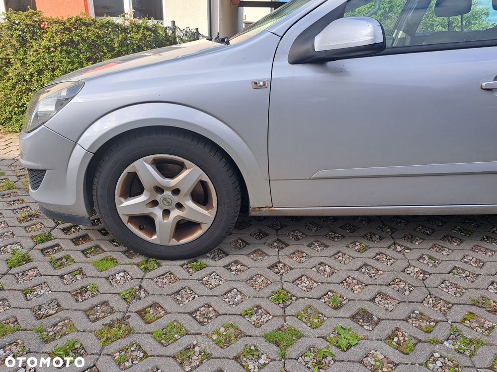 Opel Astra - 4