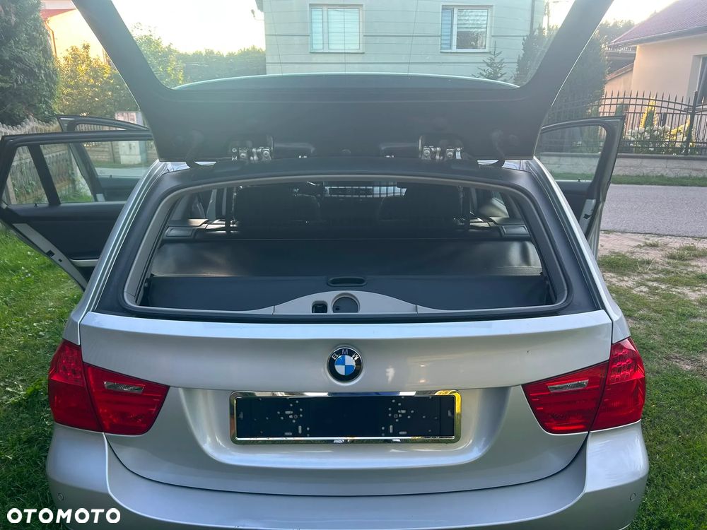 BMW Seria 3 318d - 9
