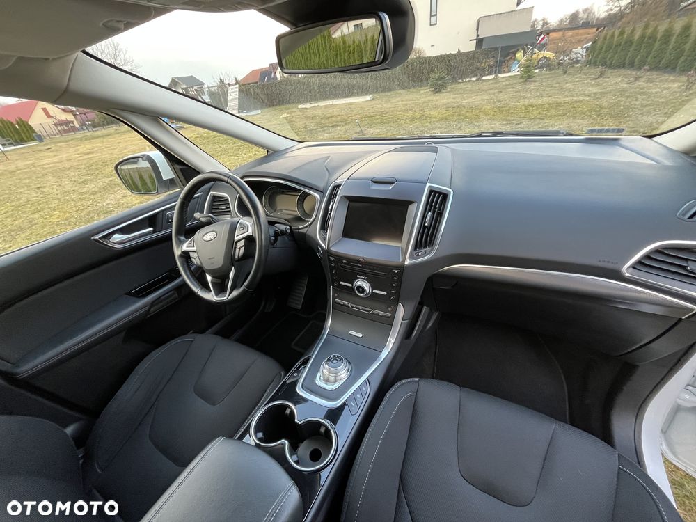 Ford S-Max 2.0 EcoBlue Titanium - 17