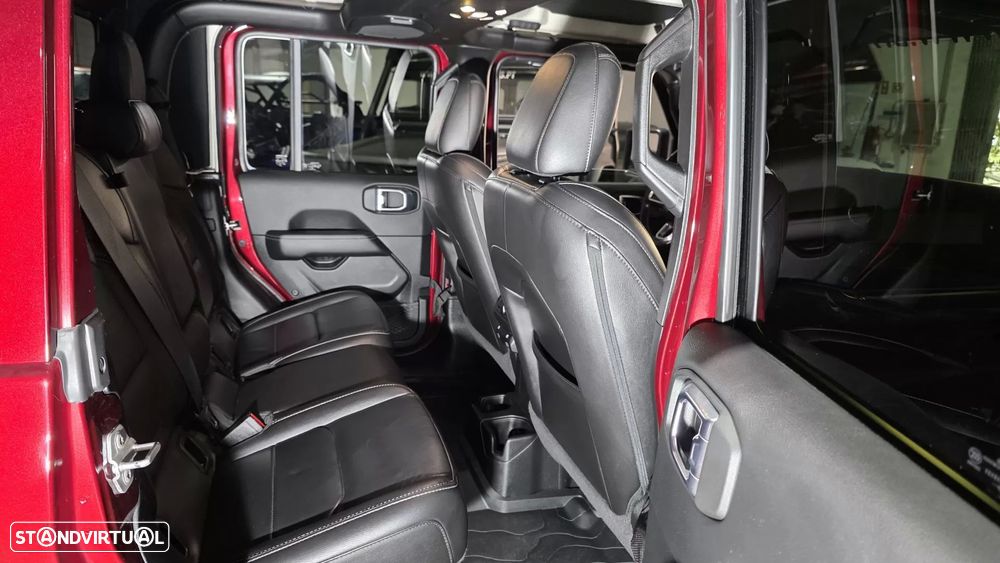 Jeep Gladiator 3.0V6 MultiJet AWD Auto Overland - 42