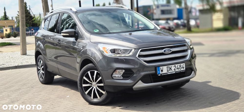 Ford Kuga 1.5 EcoBoost 2x4 Titanium - 20