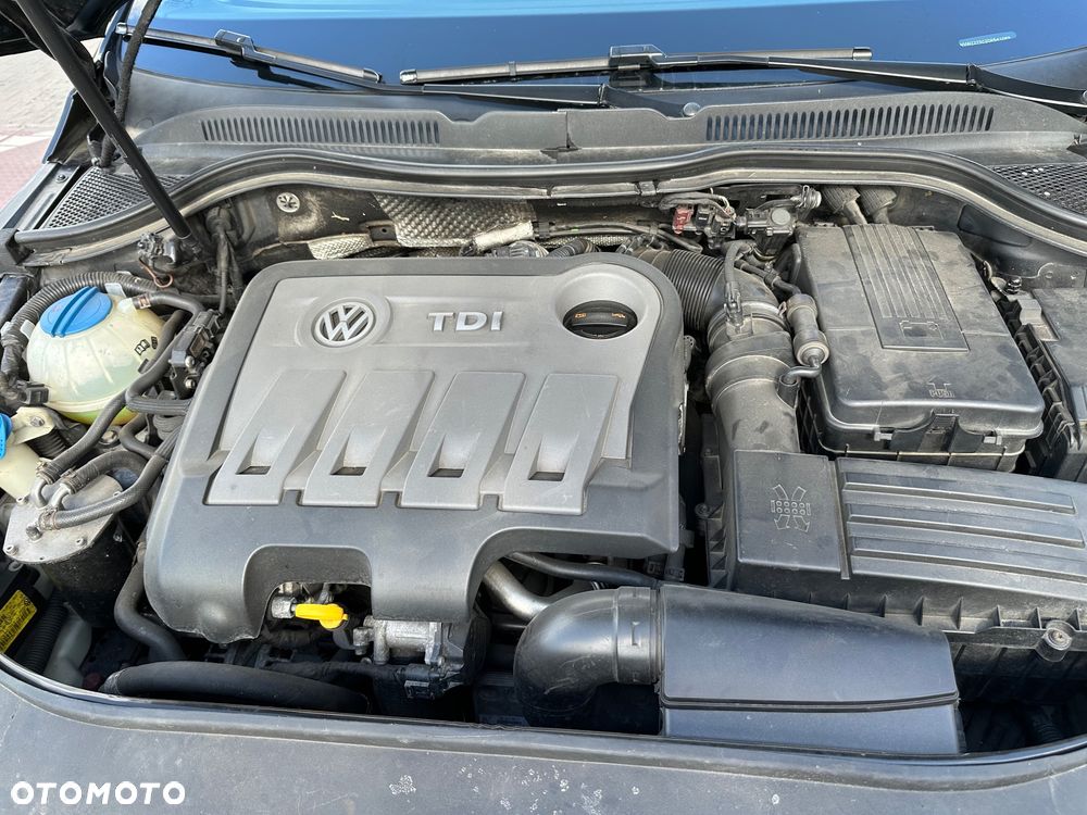 Volkswagen CC - 40