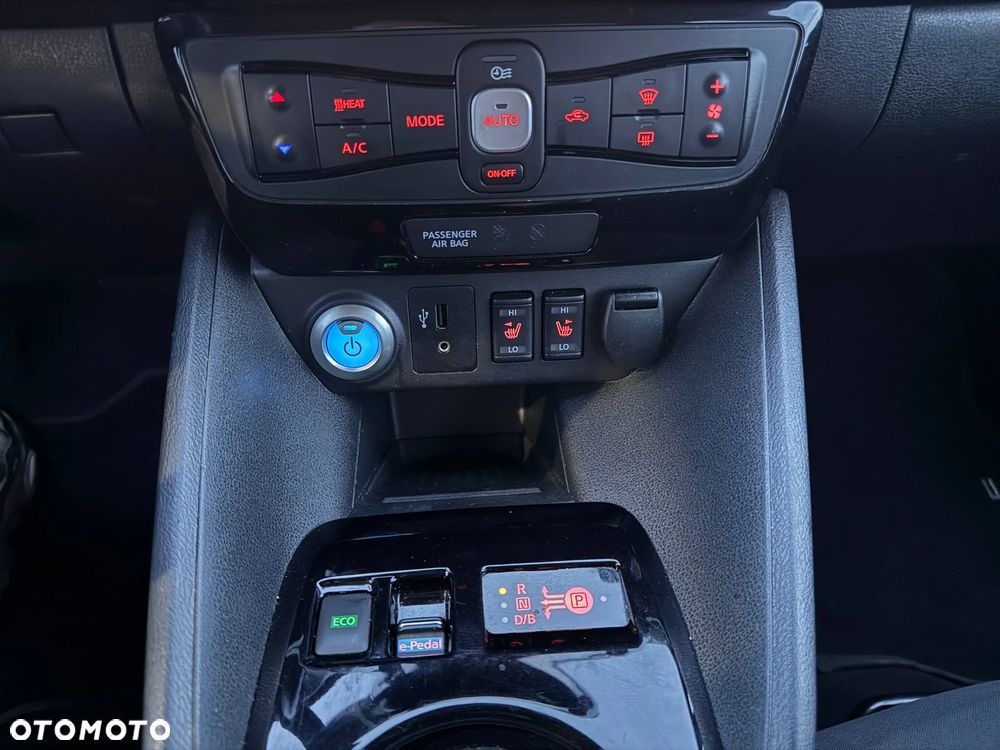 Nissan Leaf - 22