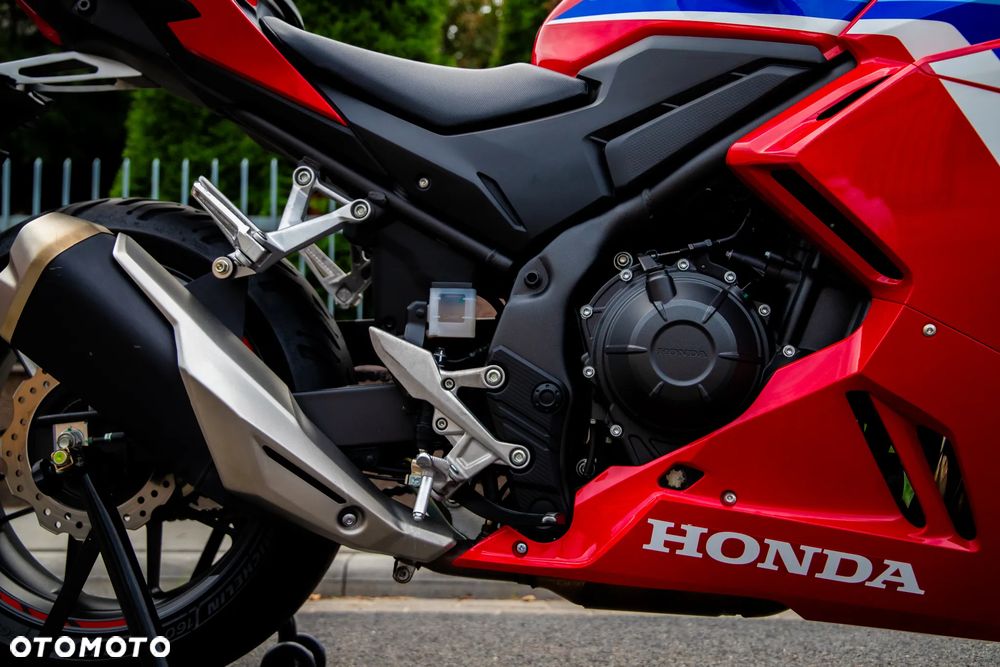Honda CBR - 18