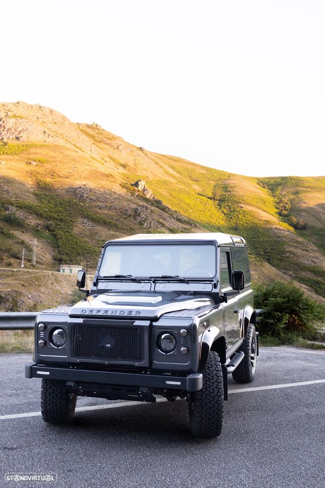 Land Rover Defender 90 2.5 TDi Metal Top - 1