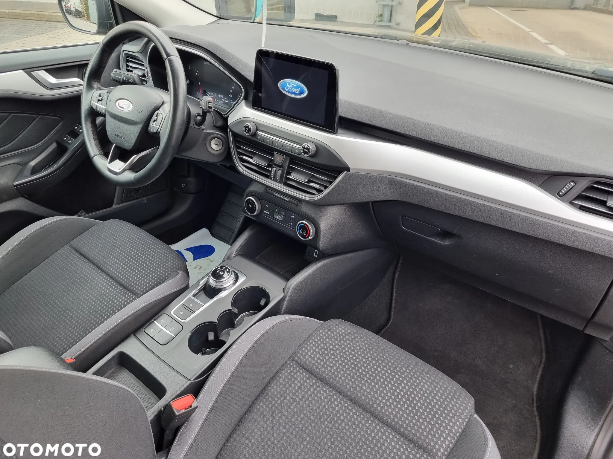 Ford Focus - 11
