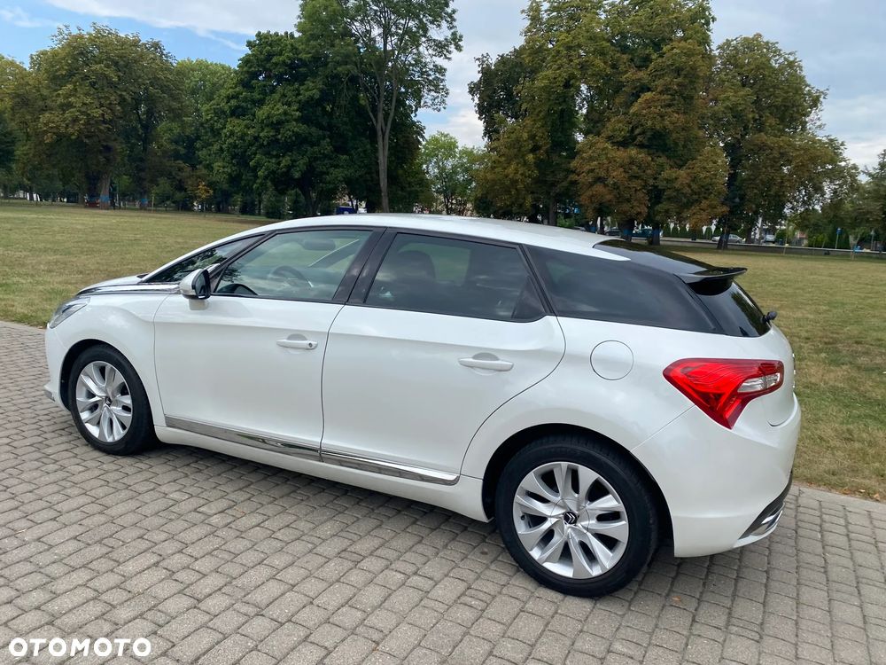 Citroën DS5 THP 155 Chic - 11