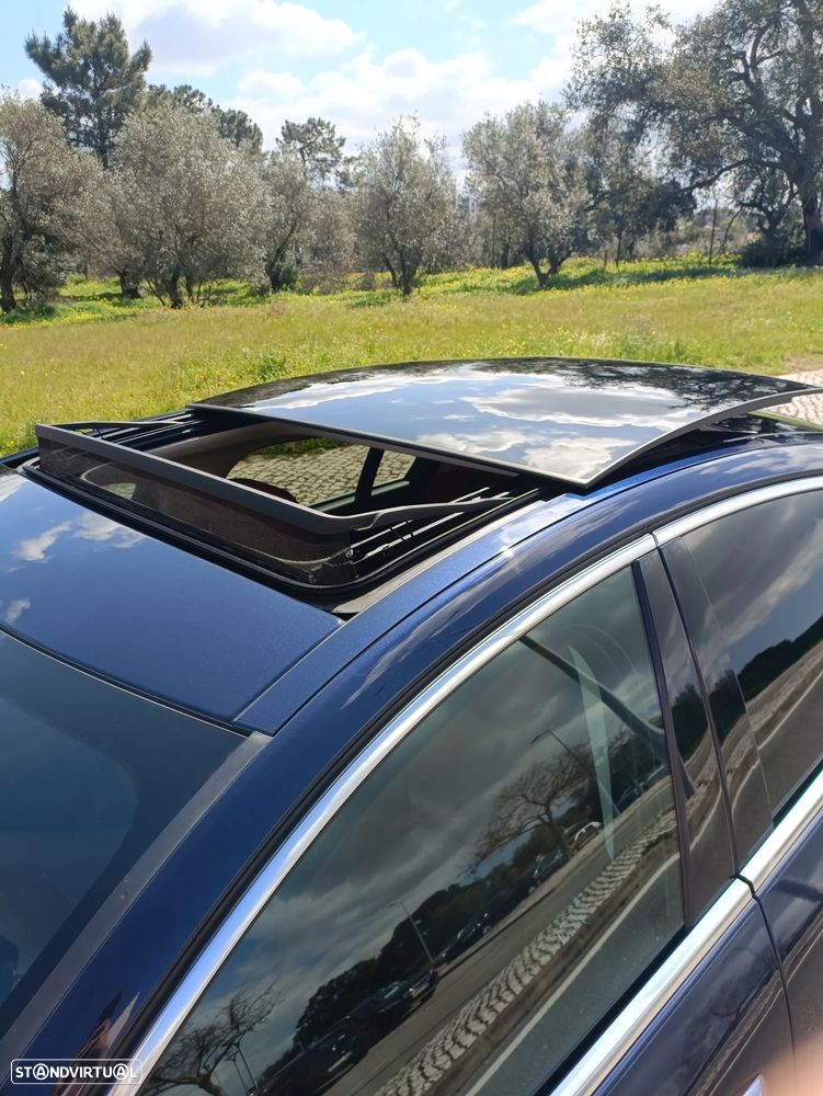 Jaguar XE 20d Aut. Portfolio - 12