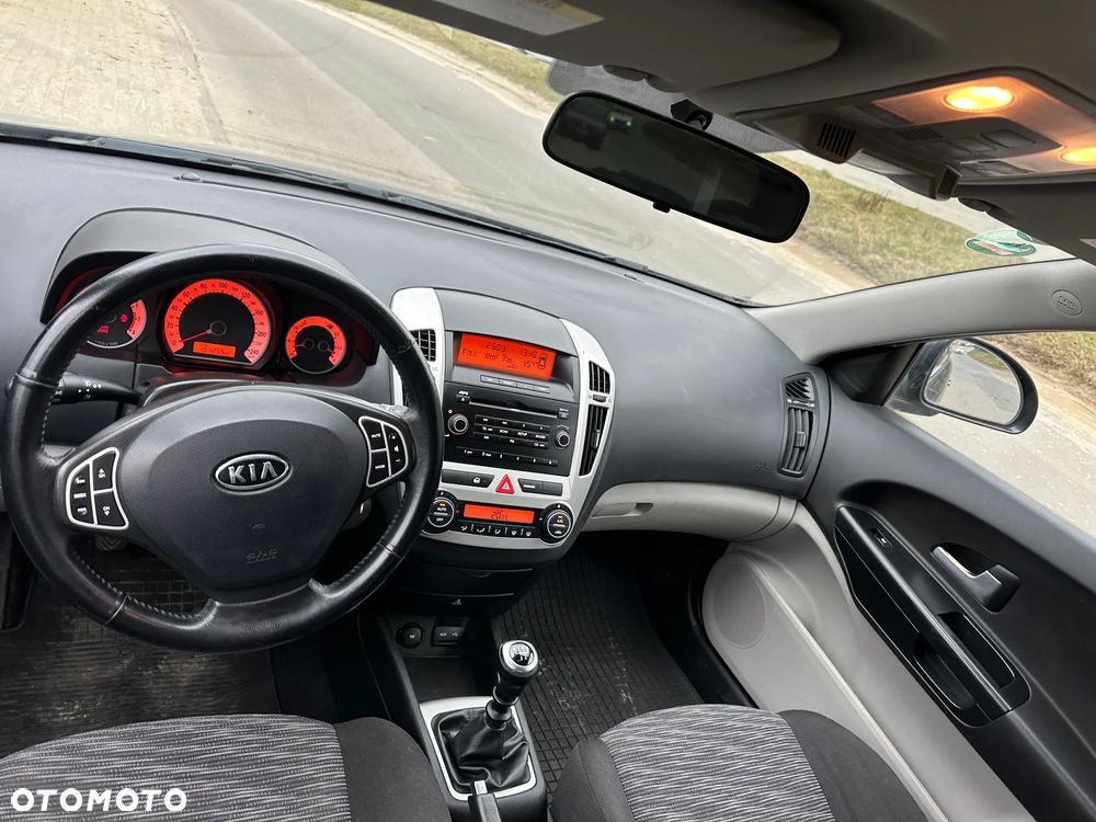 Kia Ceed 1.4 CVVT LX - 5