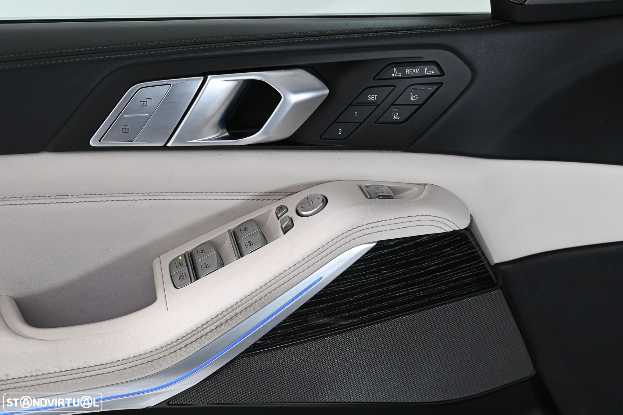 BMW X7 M50i - 26