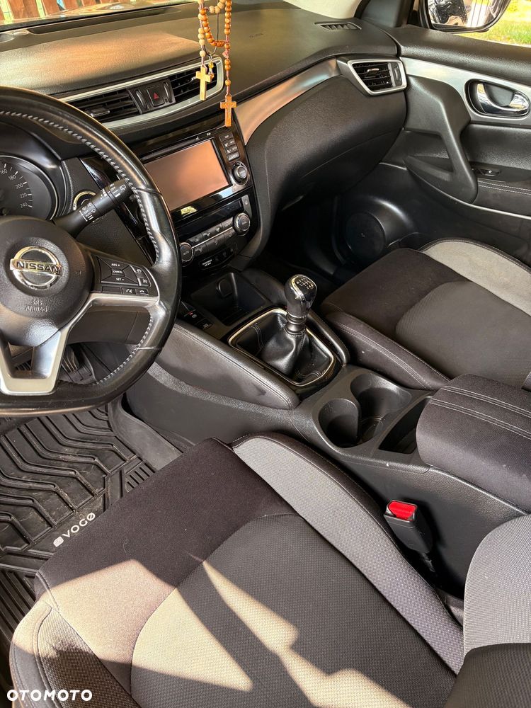 Nissan Qashqai 1.5 dCi N-Connecta - 10