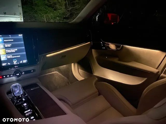 Volvo V90 - 16