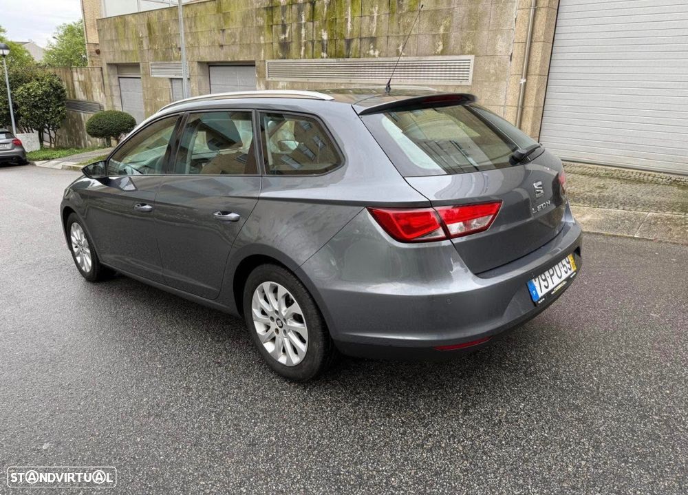 SEAT Leon 1.6 TDI Reference Ecomotive - 4
