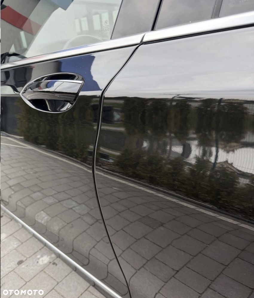 BMW Seria 7 740Li - 34