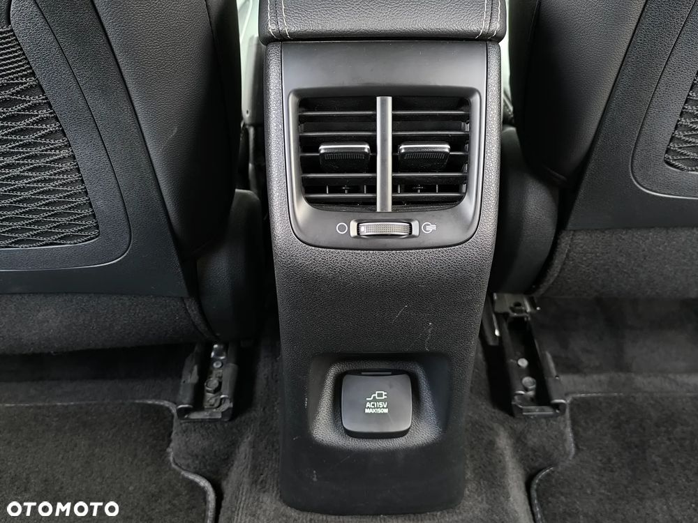 Kia Niro - 31